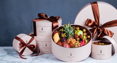 Подарок в шляпной коробке
