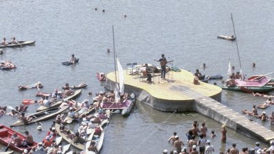 Бард Грушинский фестиваль