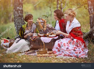 Фотосессия с самоваром летом на природе