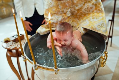 Купель для крещения младенцев
