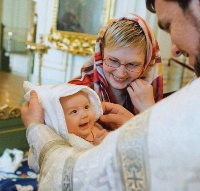 Крещение детей в церкви