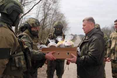 С Пасхой военнослужащих