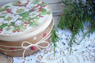 Декупаж круглой шкатулки