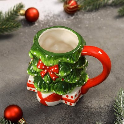 Рождественские фигурные кружки