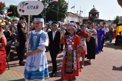 Праздничное шествие