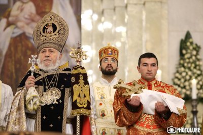 Рождественское богослужения армянская Церковь Католикос
