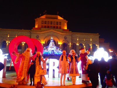 Площадь Еревана на новый год