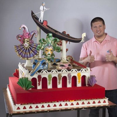 Мастер кондитер Ренат Агзамов